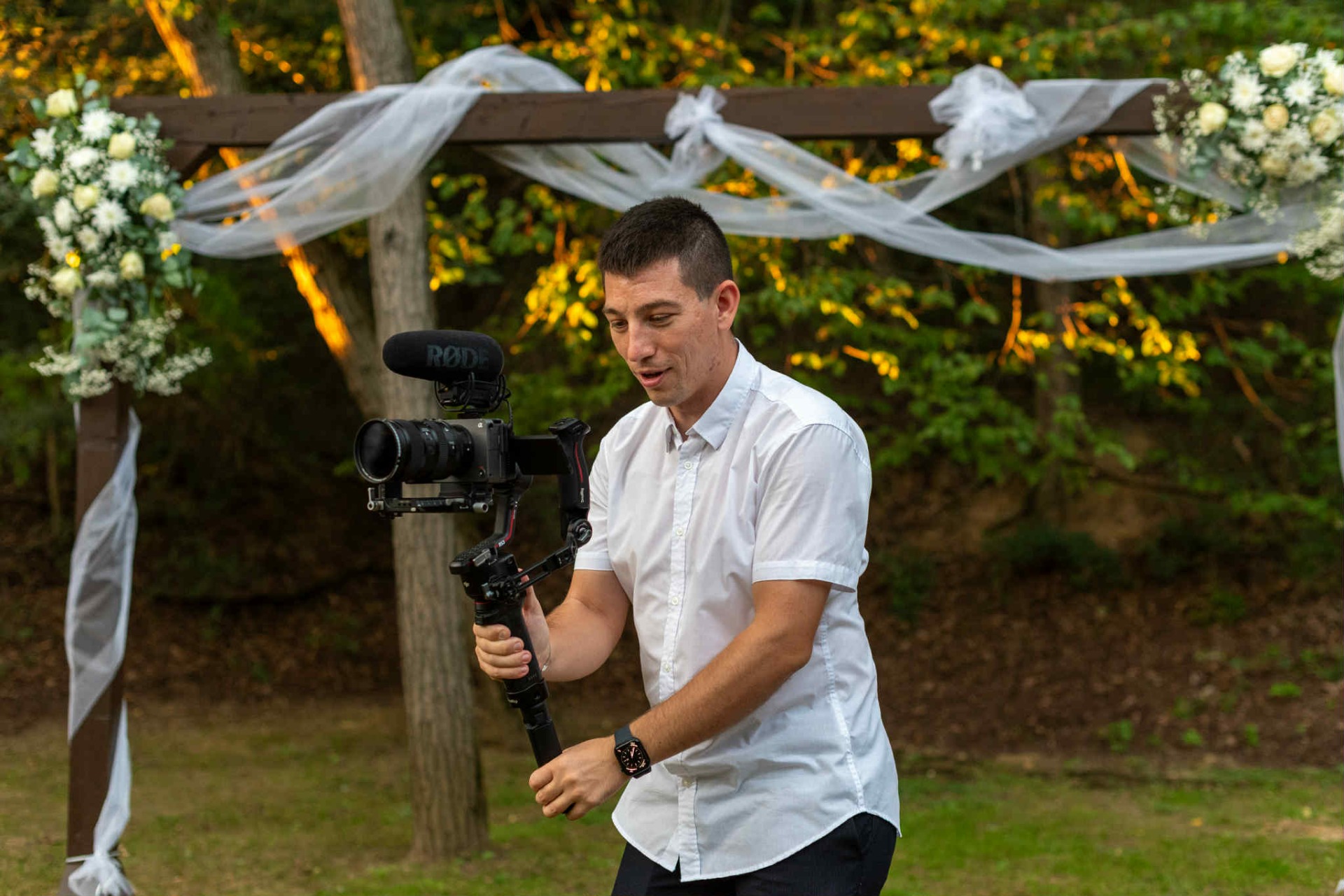 Digitális névjegyemhez kattints a képre!